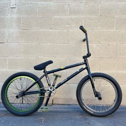 Custom bmx bike