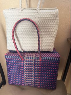 Tote bag