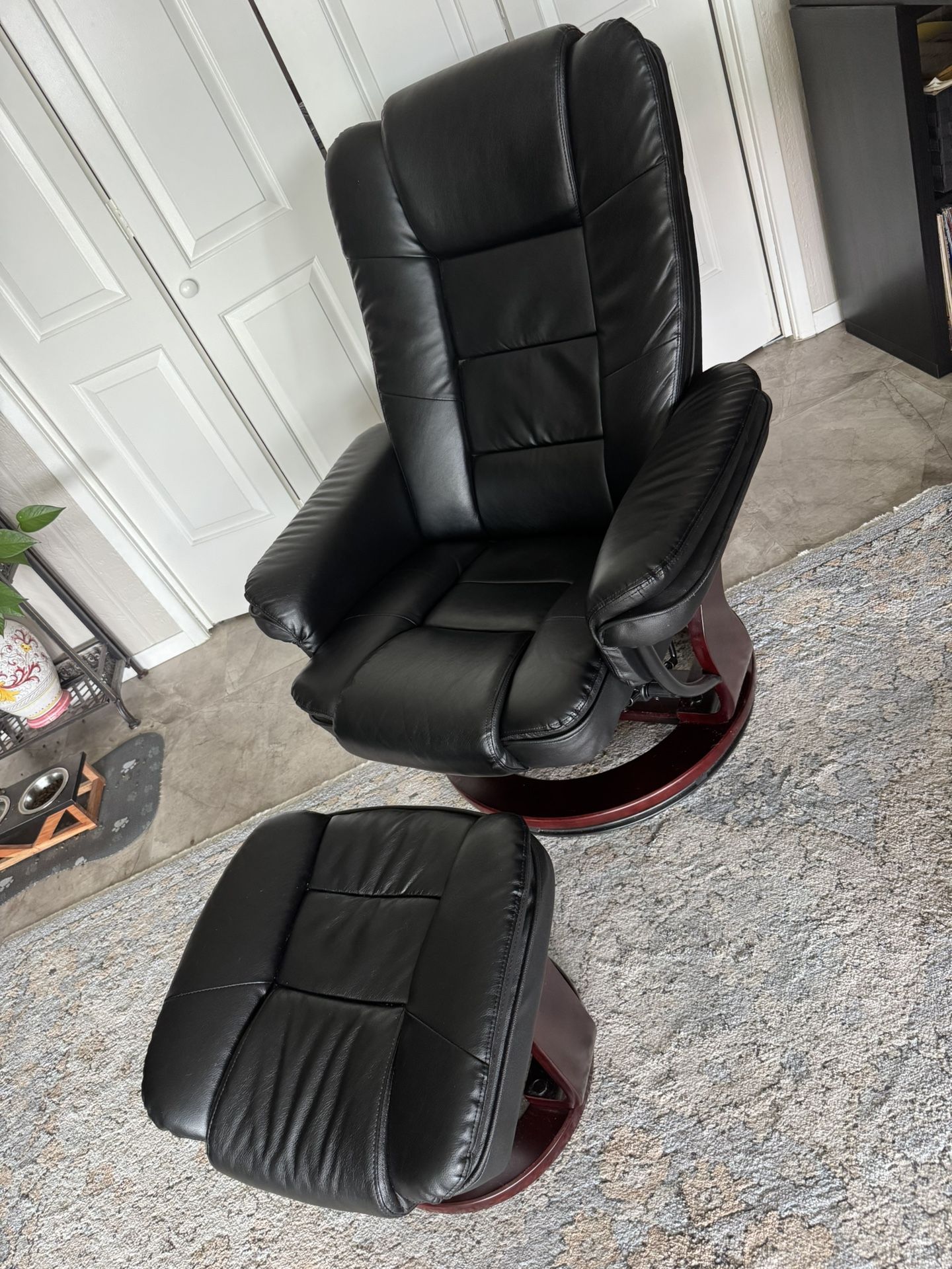 Black Leather Recliner With Foot Stool Like New Condition