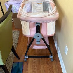 Bassinet in Raleigh, NC near Triangle Mall