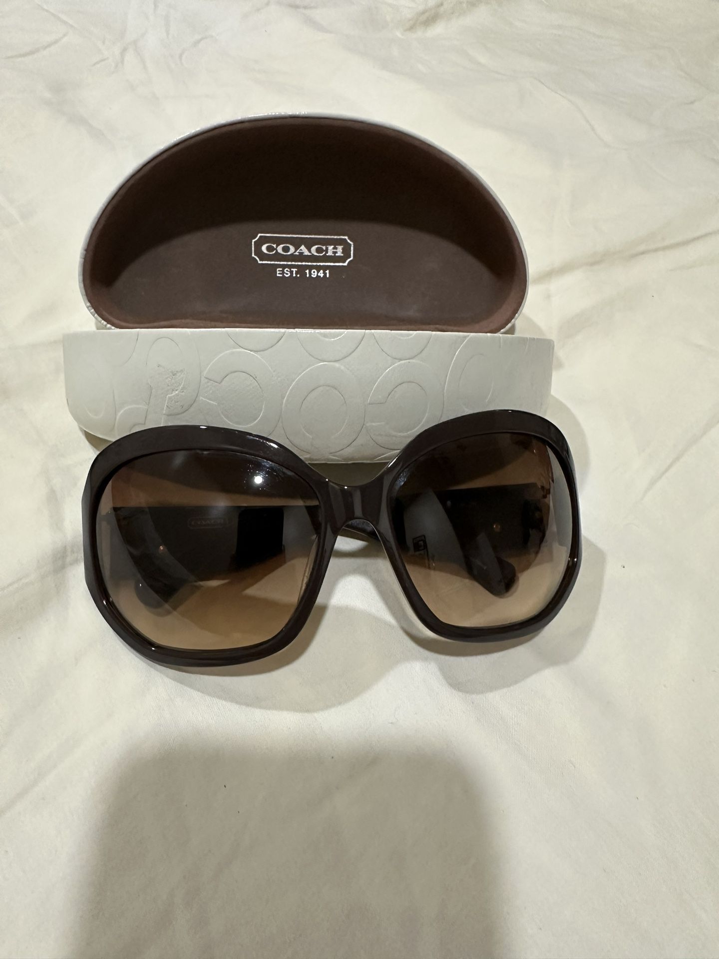 Coach Sunglasses HC8029 - Brown