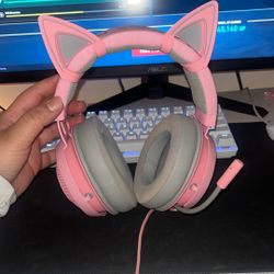 Razer Kraken Headset With Cat Ear Attachment 