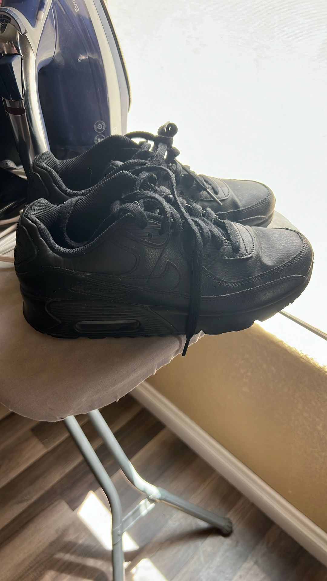 Nike Size 5 $20 Semi Nuevos