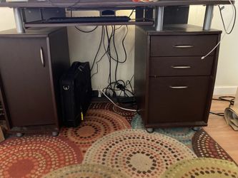 Free desk