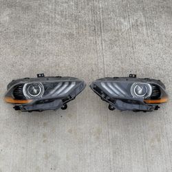 S550 Ford Factory Taillights 