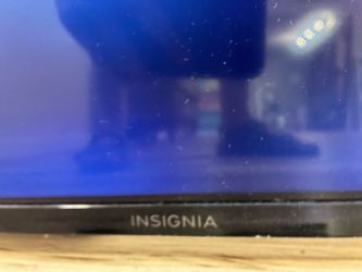 Insignia TV 48”