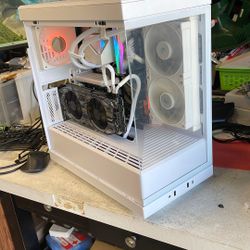 White Beauty I9 Gaming Desktop PC Hyte Y40