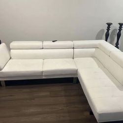 white 2 pc sectional 