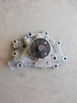 Edelbrock Water Pump SBF