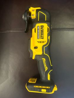 DeWalt ATOMIC 20V MAX Cordless Brushless Oscillating Multi Tool (Tool Only)
