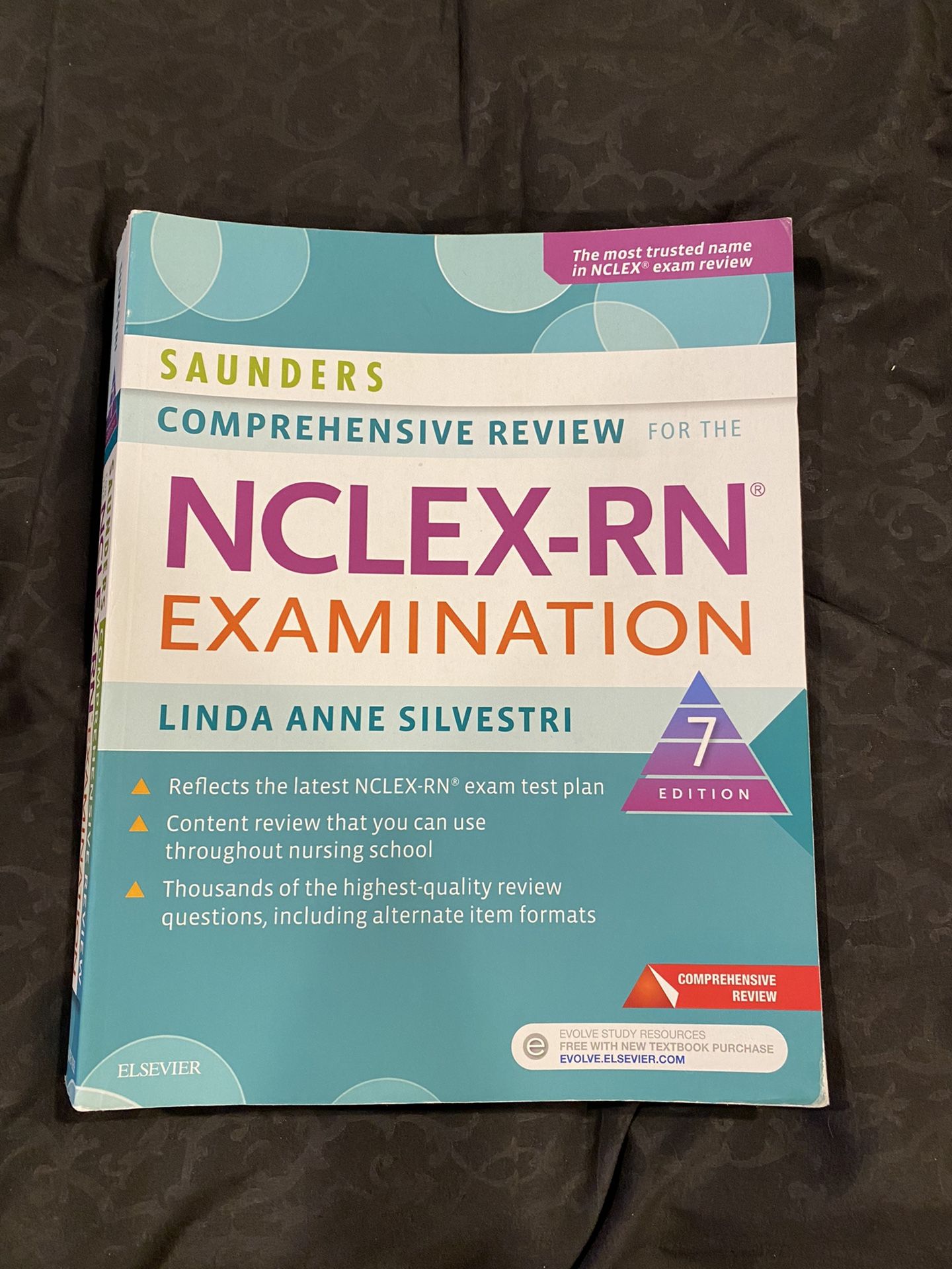 Saunders NCLEX RN Nursing Book