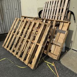 Free Wood Pallets