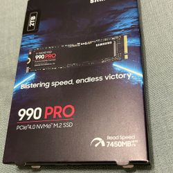 Samsung 990 PRO 2TB PCIe Gen4 NVMe M.2 Internal SSD