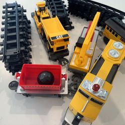 Caterpillar Battery Powered Train Set 