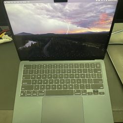 MacBook Air M3 