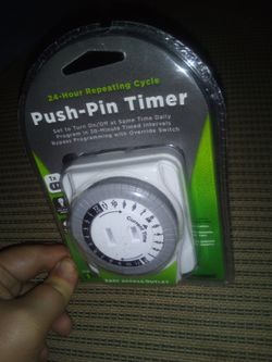 Push pin timmer