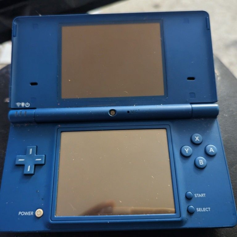 Blue Nintendo DS