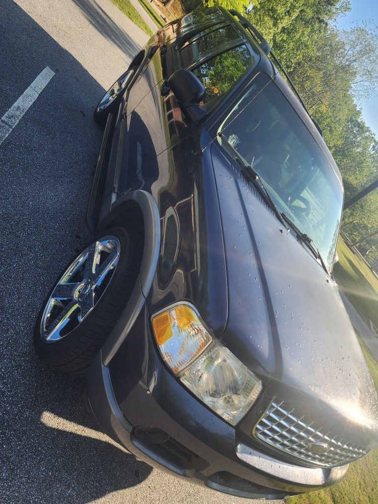 2005 Ford Explorer