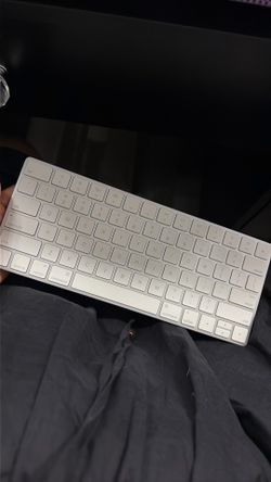 Apple Magic Wireless Keyboard