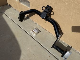 Curt Class III Trailer Hitch for 2020+ Kia – Complete with Hardware