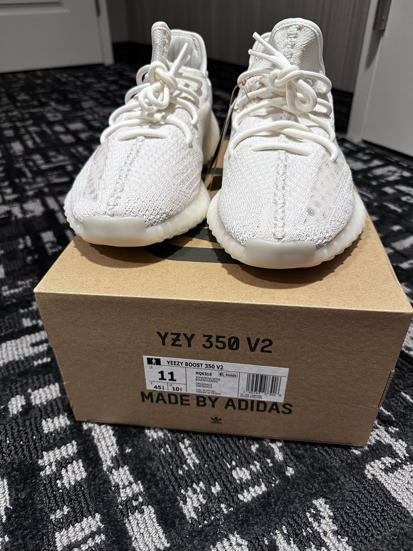 Yezzy 350 Bone Size 11 Unworn,New Products : American Fashion Style Bags On Sale