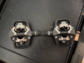 Look X-Track En-rage Pedals Excellent