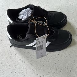 adidas breaknet 2.0 Kids Shoes Size 3