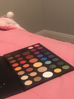 James Charles palette
