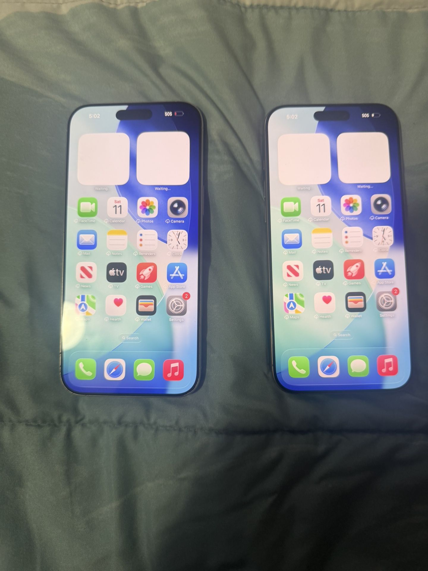 2 iPhone 16 Pro Max 256gigs (fully Unlocked)