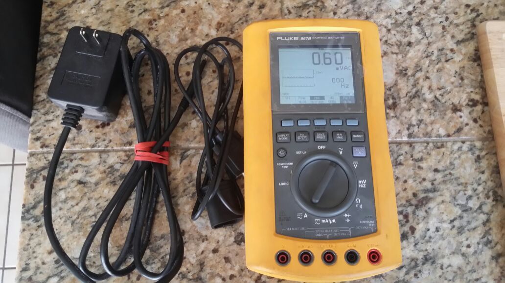Fluke 867B Graphical Multimeter