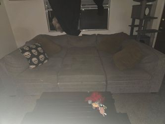 Free 6 piece couch PICK UP ONLY