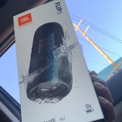 Bluetooth Speaker Job 6