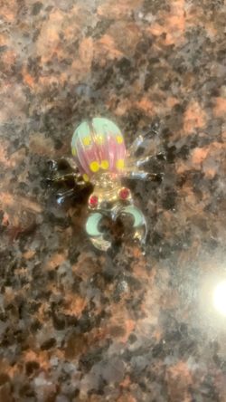 Small beetle pin great unusual pin