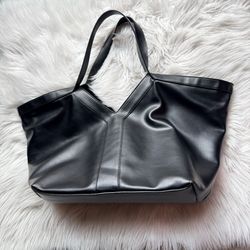 Soft leather tote bag French designer great quality large size great condition