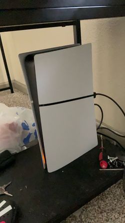 Brand new PS5 // make $ offer! no low offers will block immediately