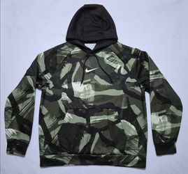 Men's Nike Therma-FIT
All-over Camo Fitness Hoodie