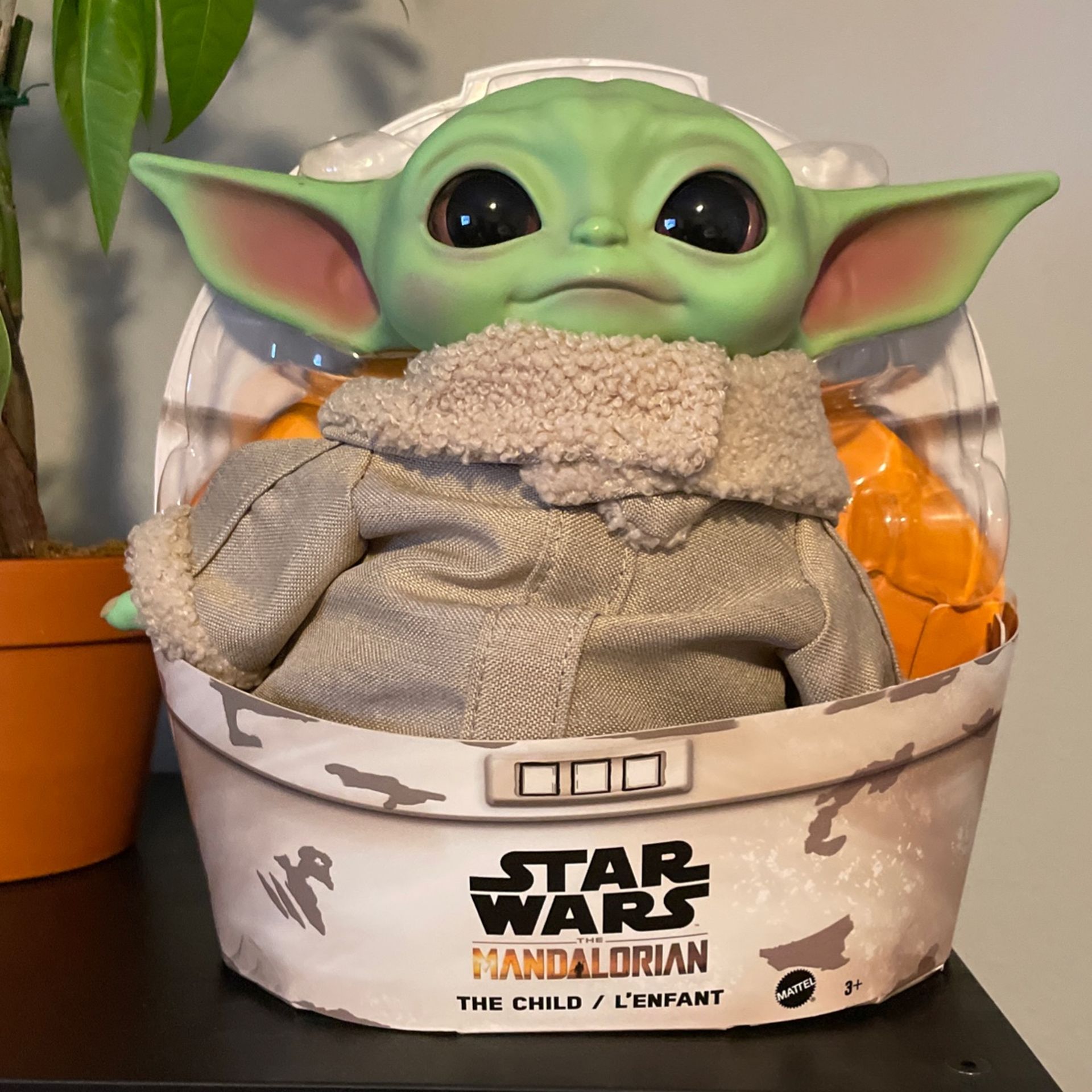 Baby Yoda, the child, Star Wars Mandalorian plush doll
