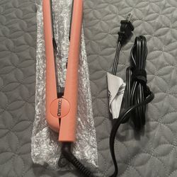 Amika 1-Inch Ceramic Hair Straightener…New, Unused