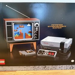 Lego Nintendo NES Set Brand New 