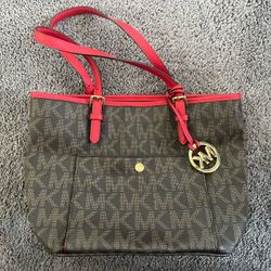 Michael Kors Medium Log Designer Purse