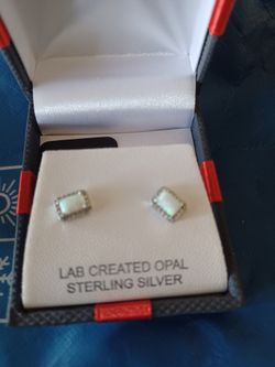 opal earings