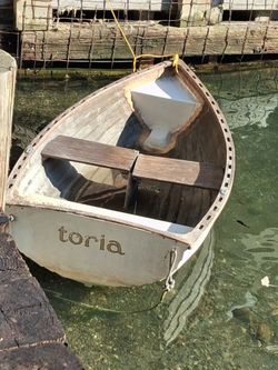 Small lil row boat