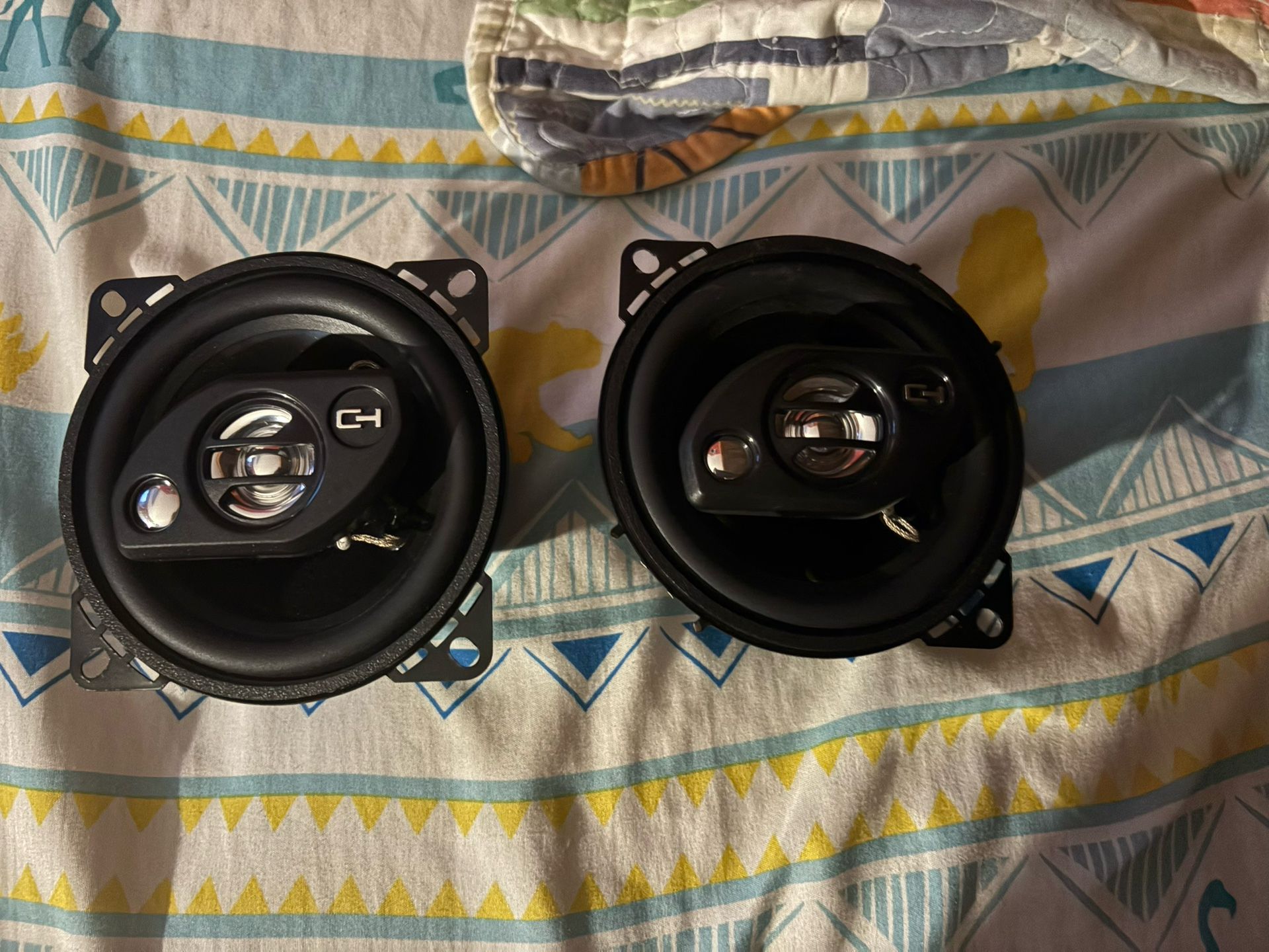 Scosche Speaks 100 Watts Peak 25 Watts RMS Size 4
