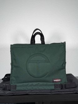 Telfar x EastPak Medium Shopper in Dark Olive