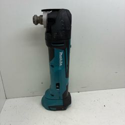Makita 18v Multi Tool 209772/12