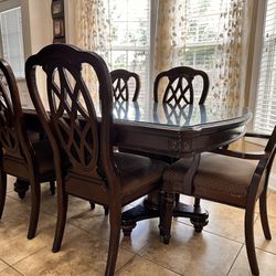 Sturdy Dining table with 6 chairs with custom glass tabletop protection ( 80x44 inches)