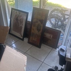 7 Pictures Wall Decoración Good Condition Alls $45