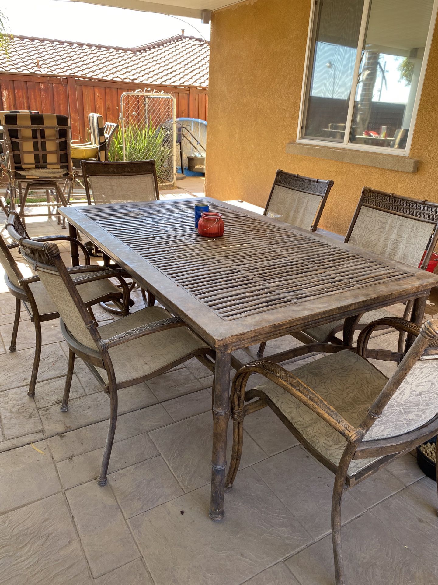 Patio Table, 6 Chairs & 1 footrest, 1 end table