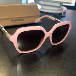 Burberry Glasses 