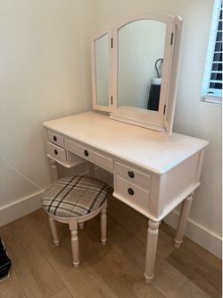 Pink Vanity Makeup Table with Tri-Fold Mirror & Matching Stool